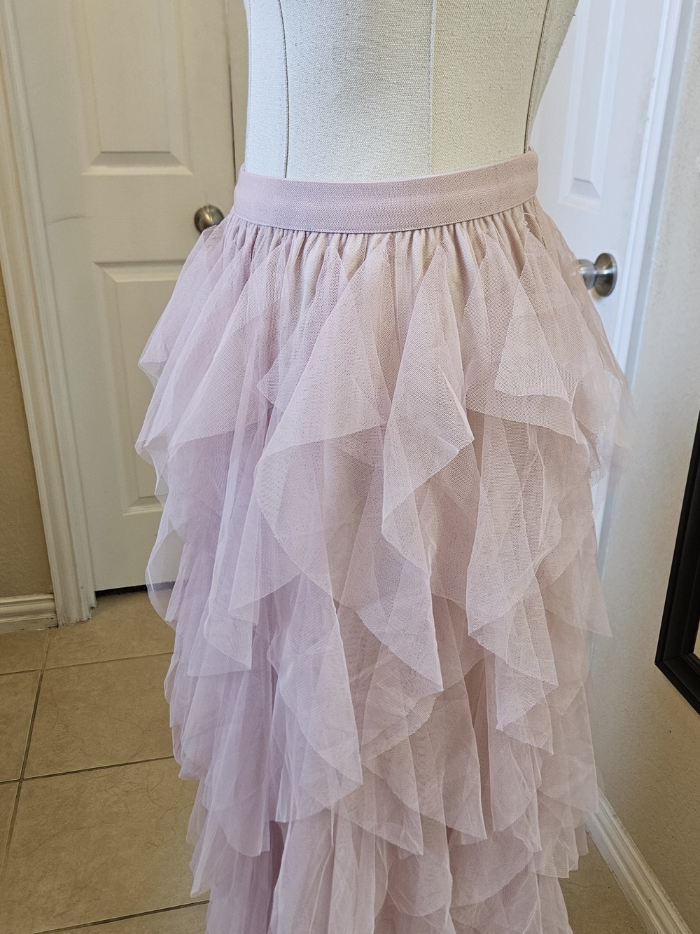 Romantic Layered Tulle Midi Skirt in Dusty Rose - Picture 5 of 10